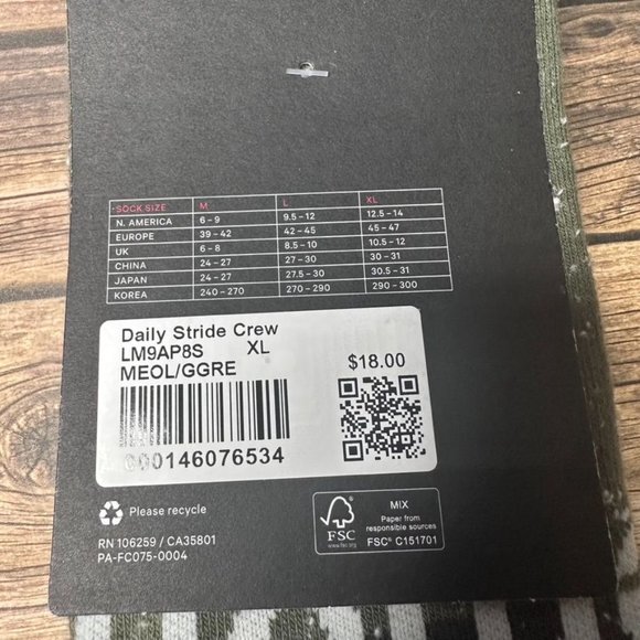 Lululemon Men's Daily Stride Crew Sock NWT Size XL (MEOL/GGRE) - Picture 9 of 10